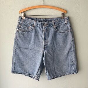 Levi’s | Vintage 2001 Y2k Relaxed Fit 550 Dad Jean Shorts | 90s Style